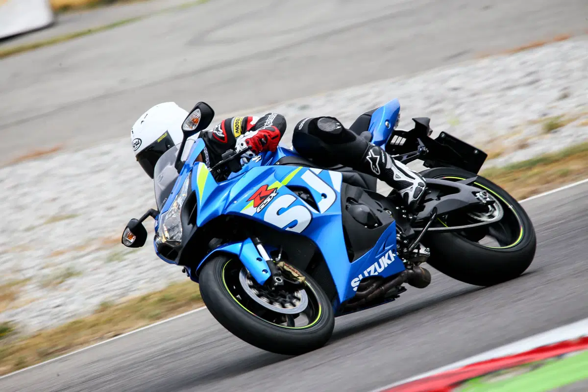 Suzuki GSX-R 750 e 1000 (5)