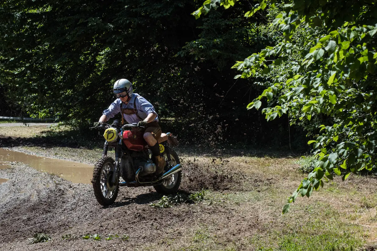 The Deus Swank Rally, tappa a Monza sull'anello alta velocità (7)