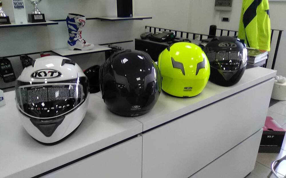 CASCO KYT KYT Helmet (4)