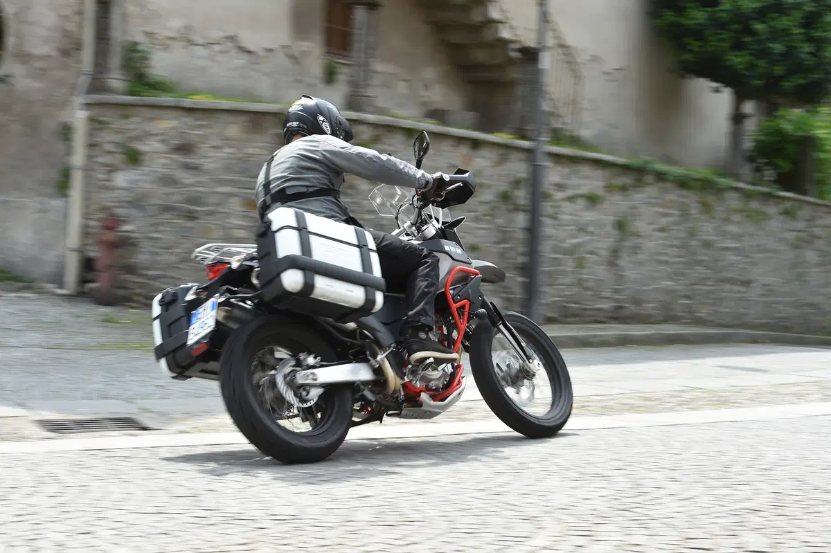 SWM Superdual T. La carica delle dual sport (7)
