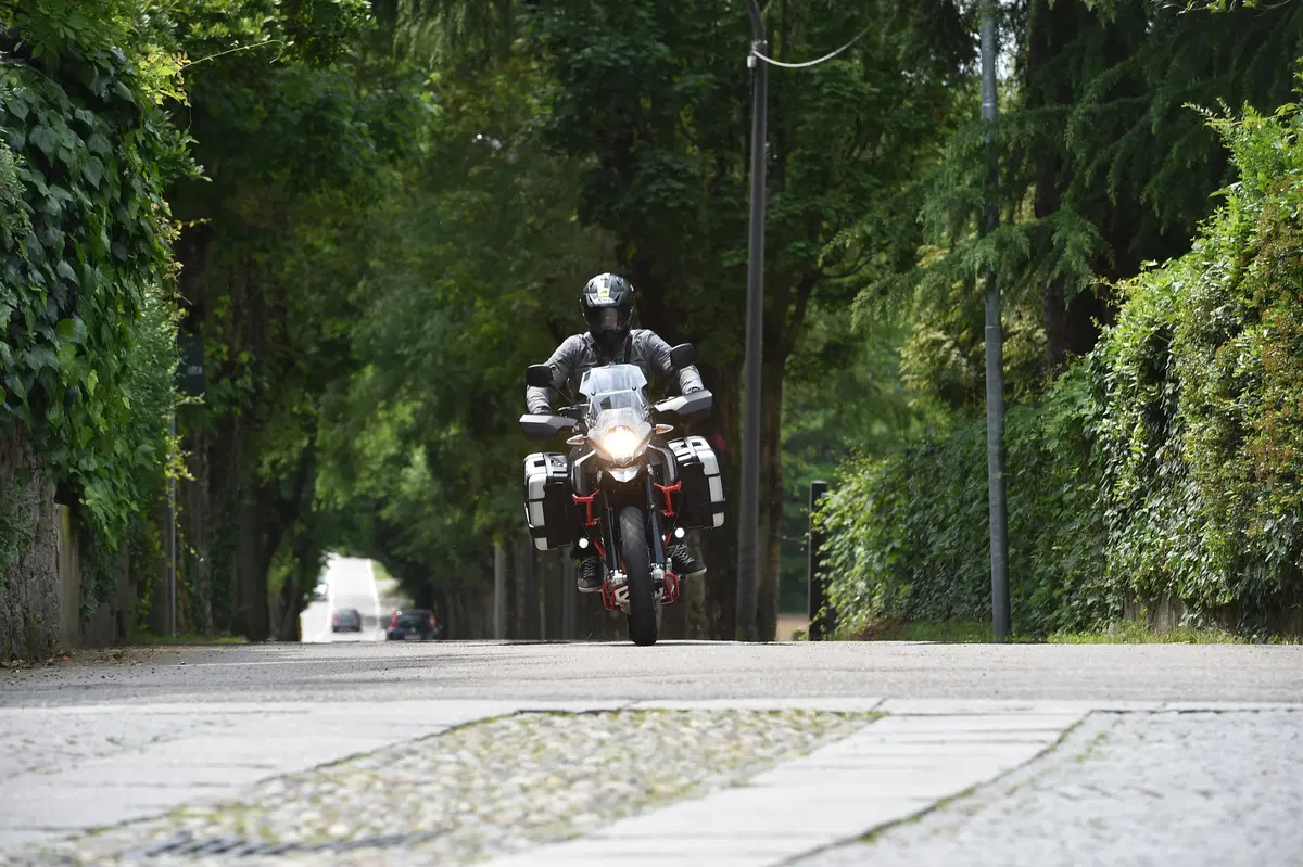 SWM Superdual T. La carica delle dual sport