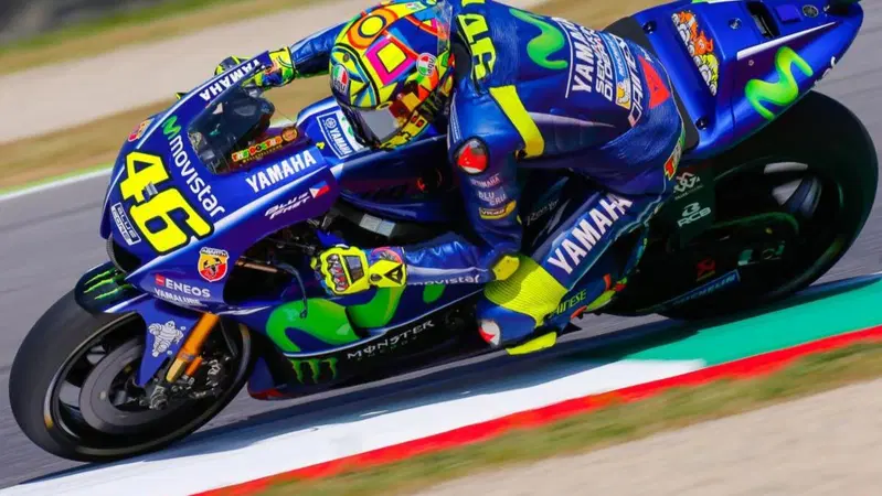 MotoGP 2017. Rossi: "Dolori inaspettati, ma spero di migliorare"