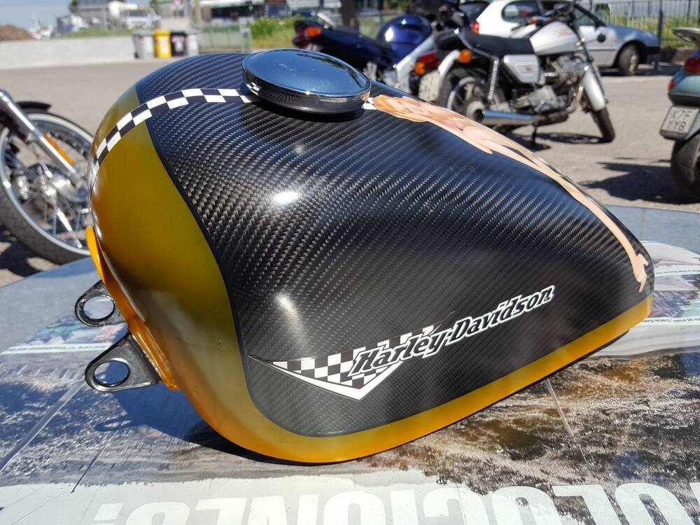Serbatoio Custom HD Harley-Davidson (4)
