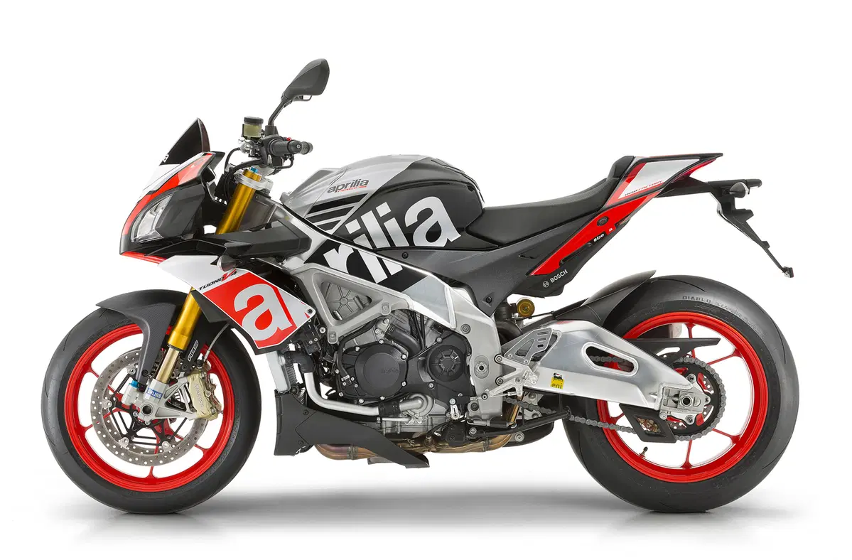Aprilia Tuono V4 1100 RR / V4 1100 Factory (23)