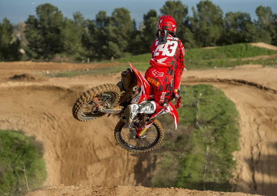 MXGP. Tim Gajser costretto a rinunciare al GP di Russia