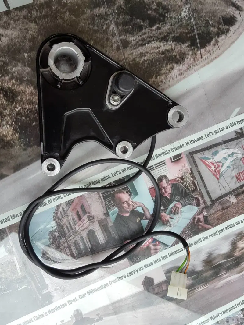 Breva 750 Staffa Pinza Moto Guzzi (8)