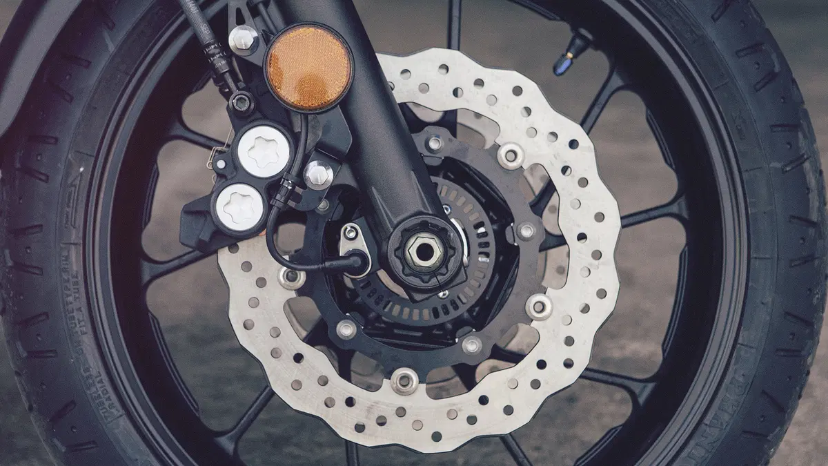 Yamaha XSR700: bicilindrica Sport Heritage (15)