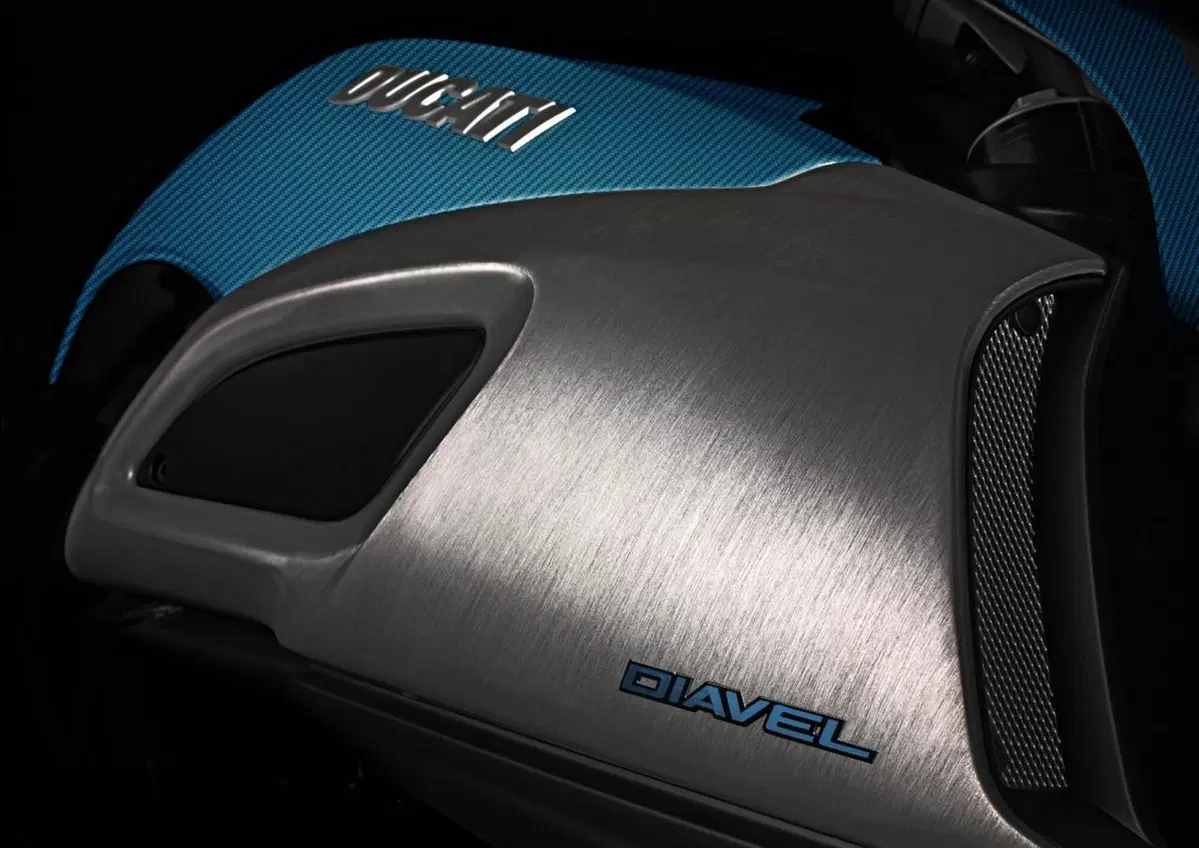 Ducati Diavel Garage Italia Customs