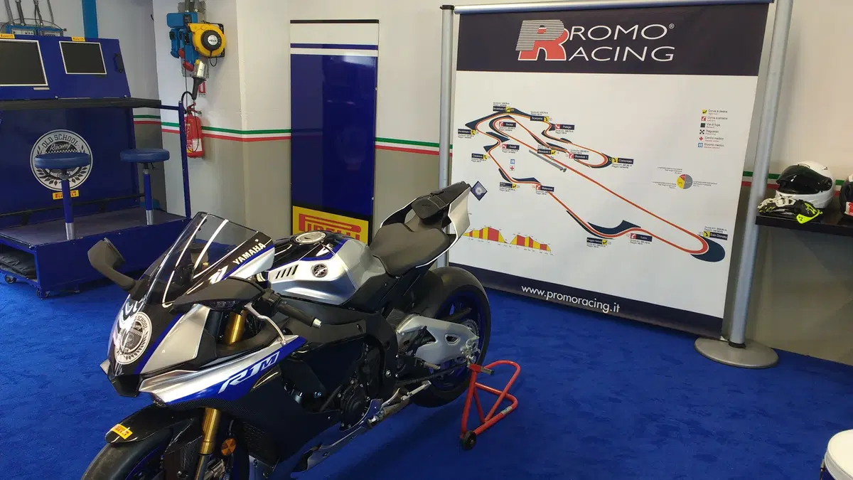 Old School Racing: in pista con Gramigni, Yamaha e Pirelli (5)