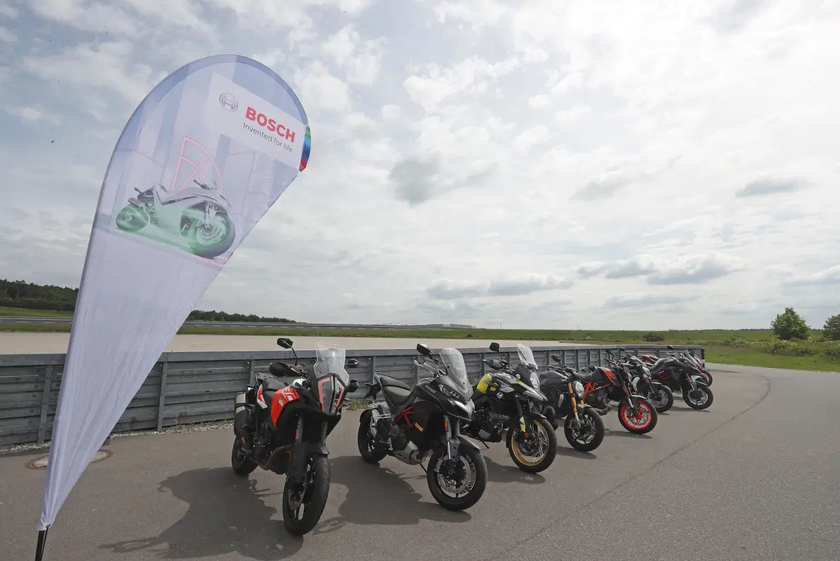 Da Bosch lo “scudo digitale“ per la sicurezza dei motociclisti (2)