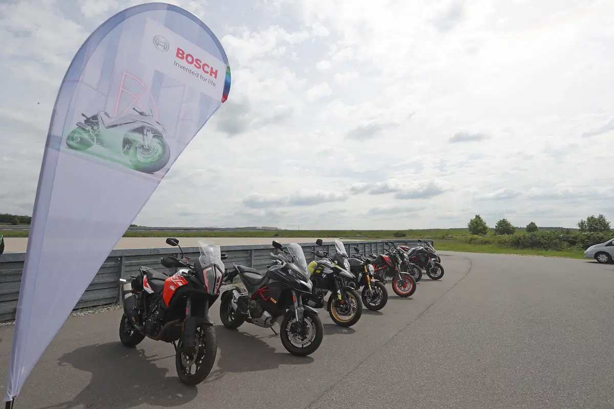 Da Bosch lo “scudo digitale“ per la sicurezza dei motociclisti (6)