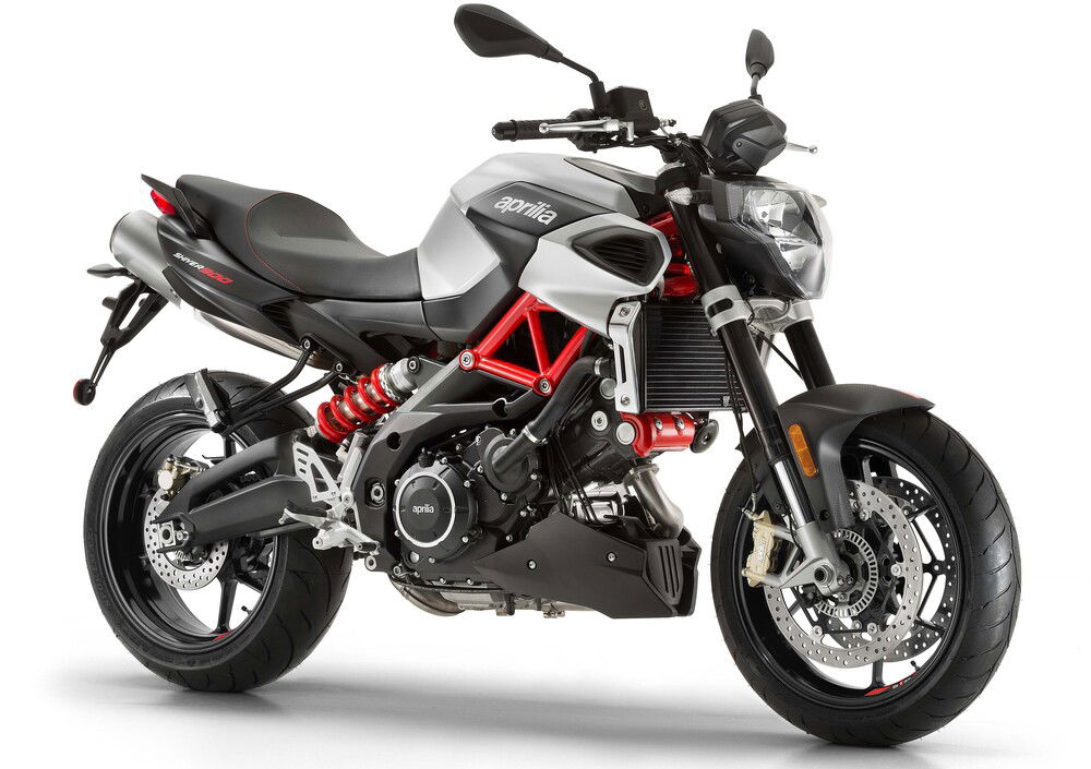 Aprilia Shiver 900 ABS (2017 - 18) (2)