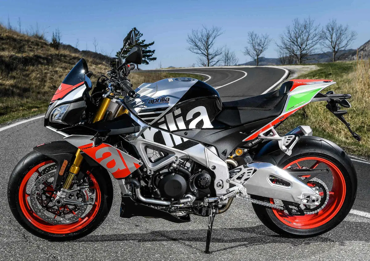 Aprilia premiata dall'Istituto tedesco di qualit&agrave; e finanza come azienda pi&ugrave; innovativa