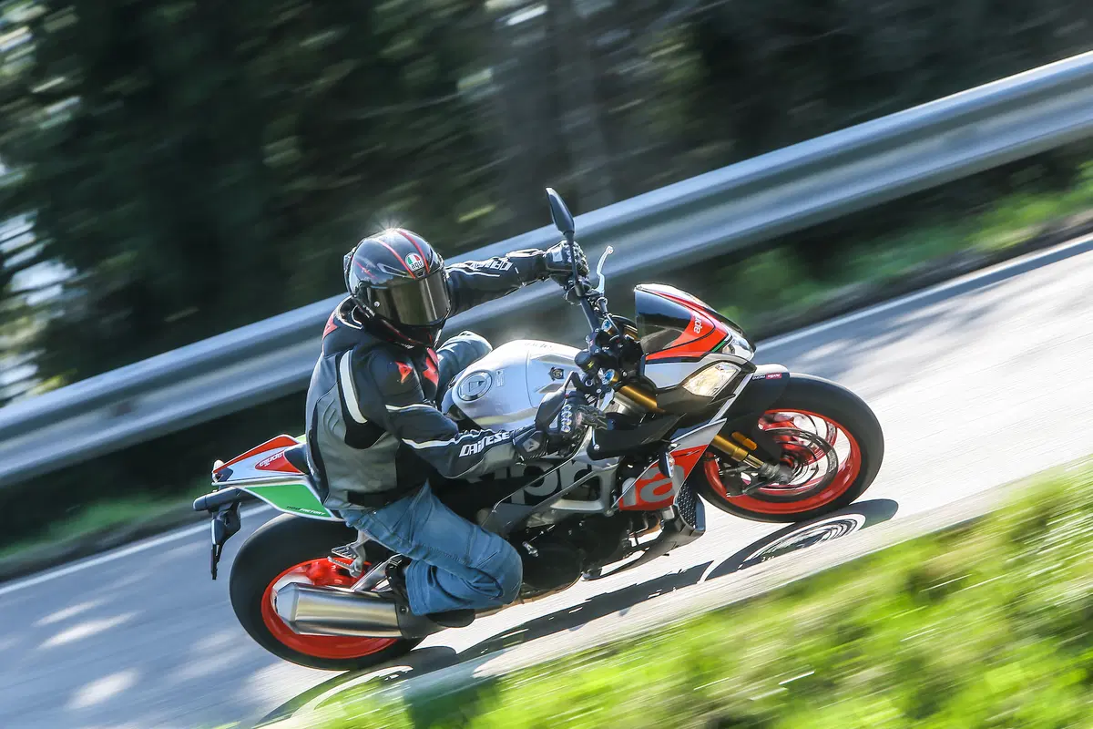 Aprilia Tuono V4 1100 Factory