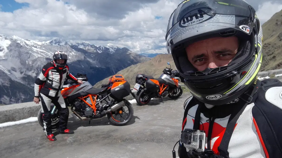 KTM 1290 Super Duke GT: prova sullo Stelvio. E 5 moto per i lettori! (8)