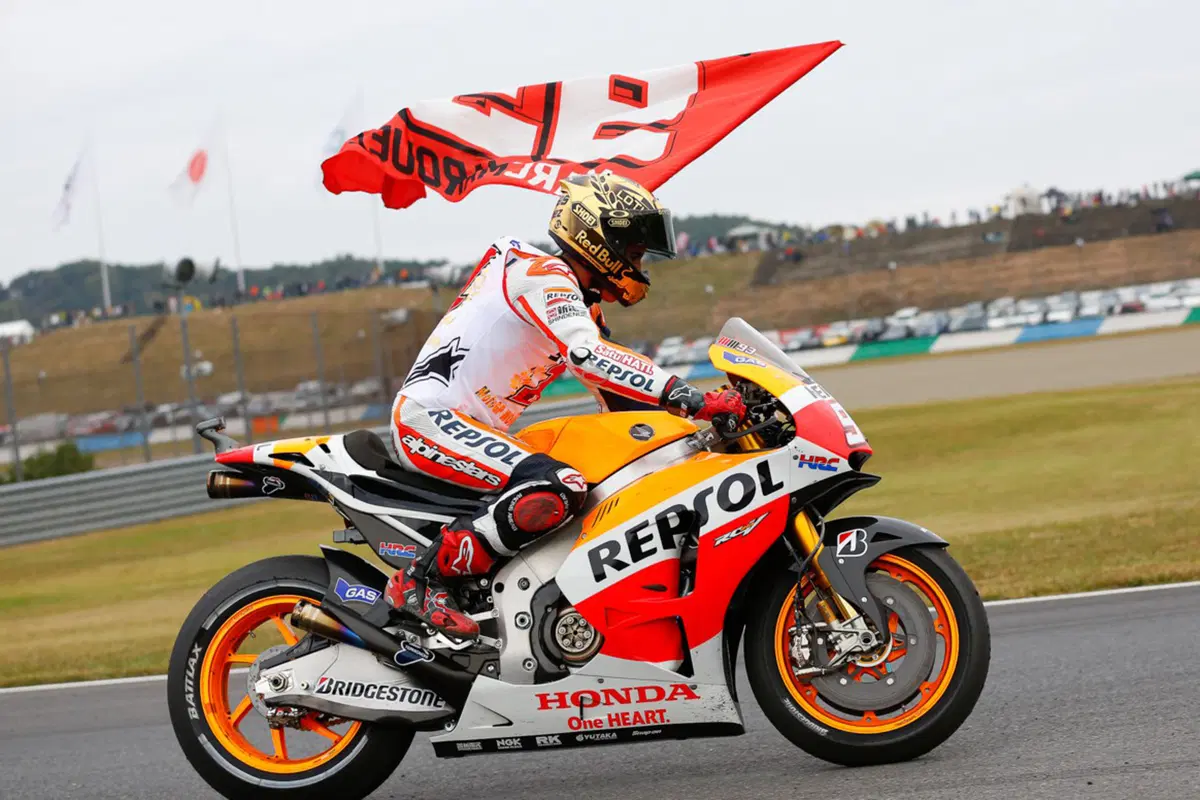 I 5 caschi più "speciali" della MotoGP (3)