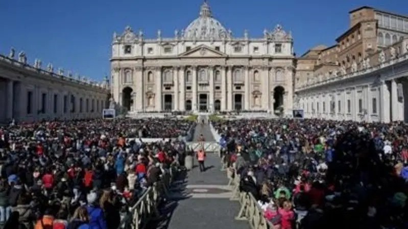 UberGiubileo, il Giubileo 2016 secondo Uber. E i tassisti si infuriano: "Occuperemo San Pietro"