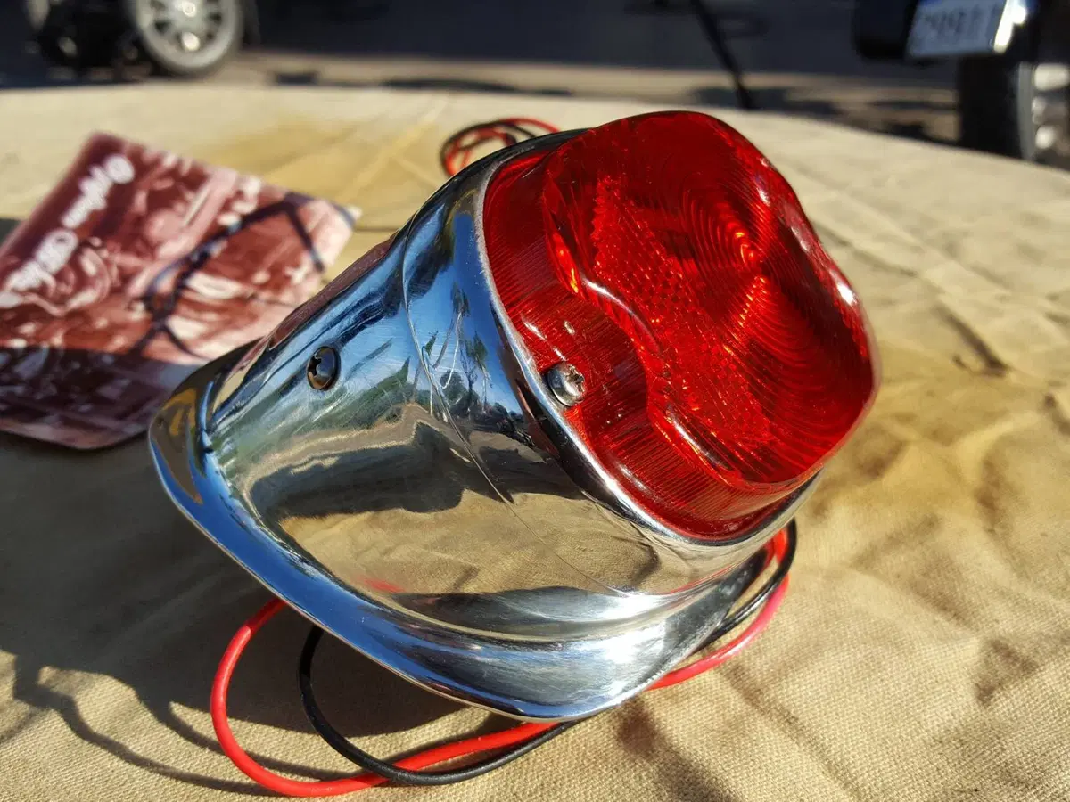 Fanale posteriore Zodiac per Harley Davidson