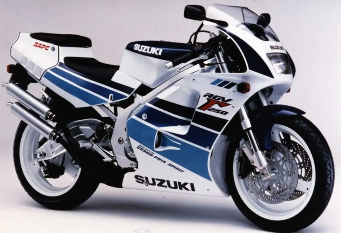 Suzuki RGV 250 my 1991 (4)