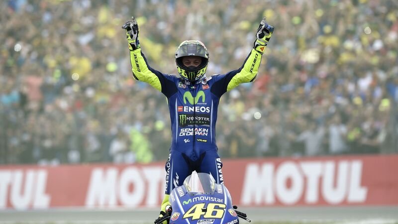 MotoGP 2017. Rossi: &quot;Che bello vincere anche nel 2017&quot;