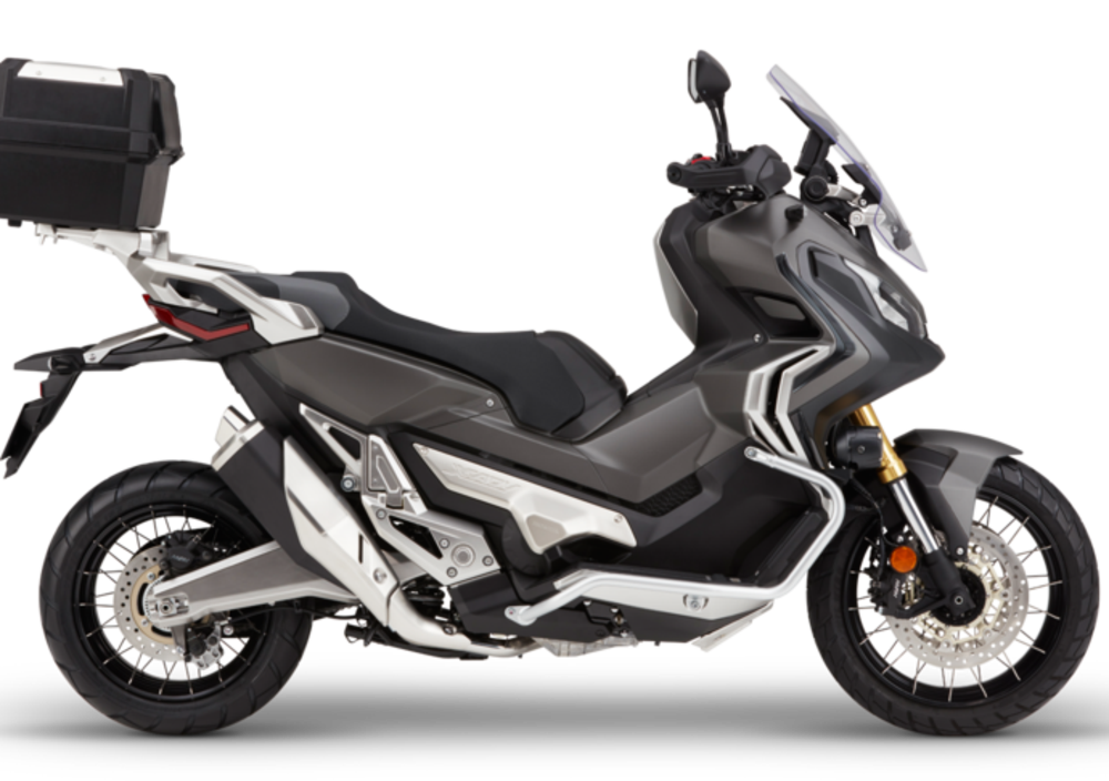 Honda X-ADV 750 Travel Edition (2017) (2)