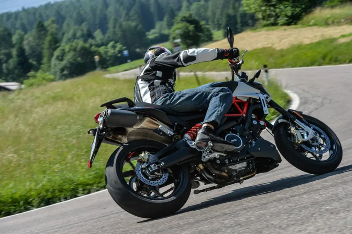 Aprilia Shiver 900