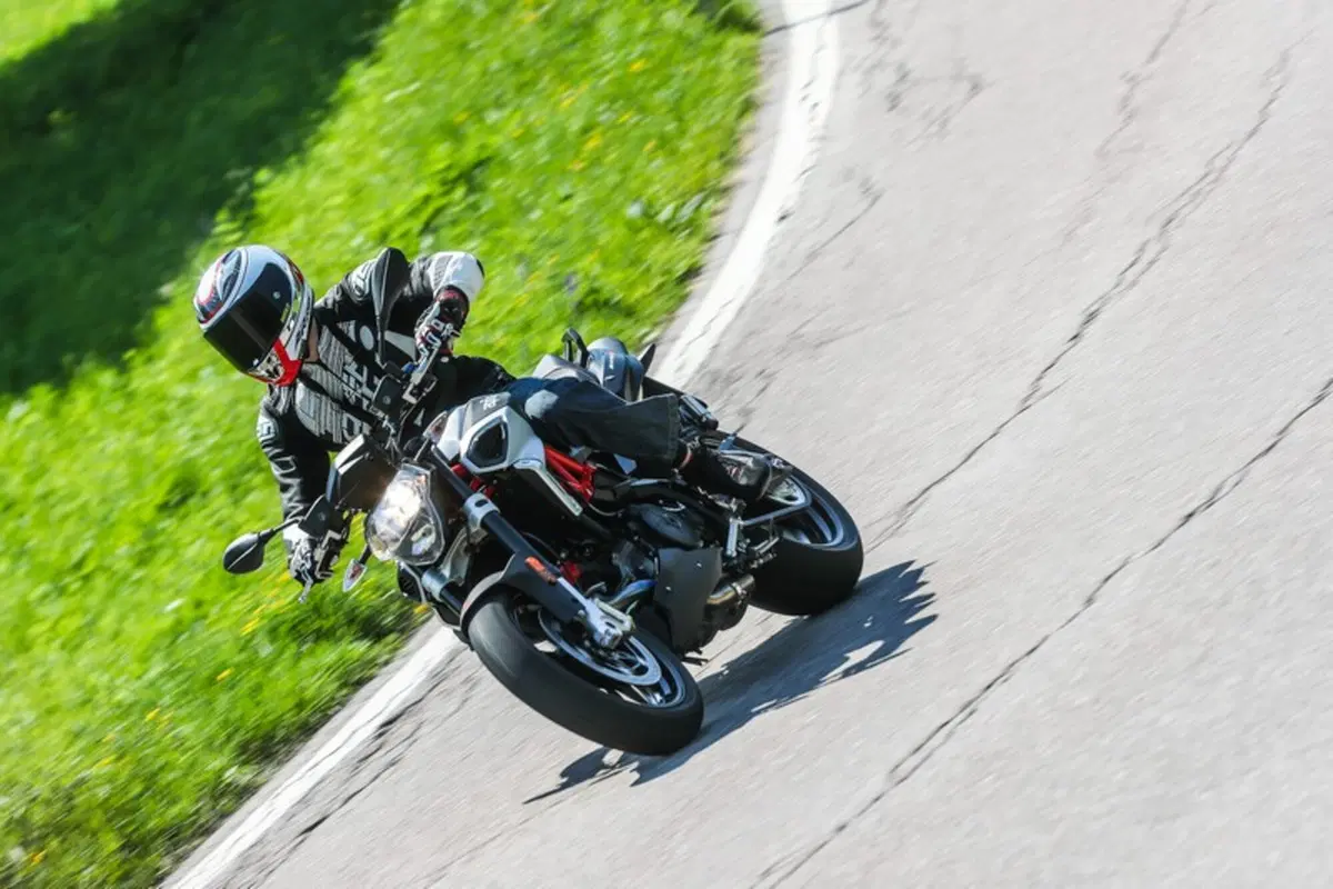Aprilia Shiver 900 (14)