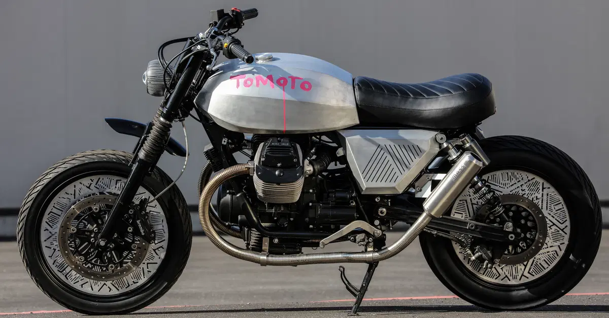 Tomoto, la Guzzi special di Tom Dixon e Stefano Venier