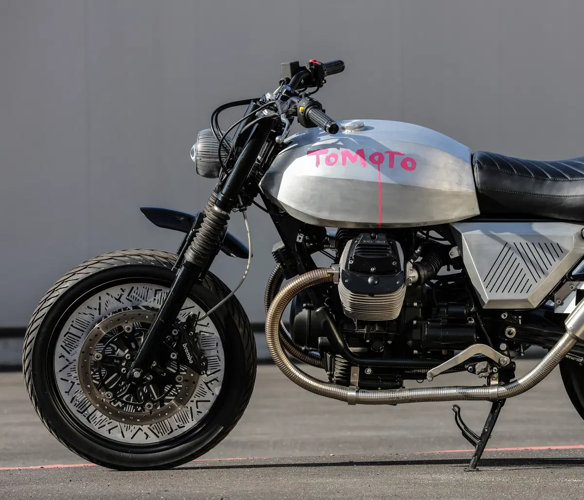 Tomoto, la Guzzi special di Tom Dixon e Stefano Venier (10)