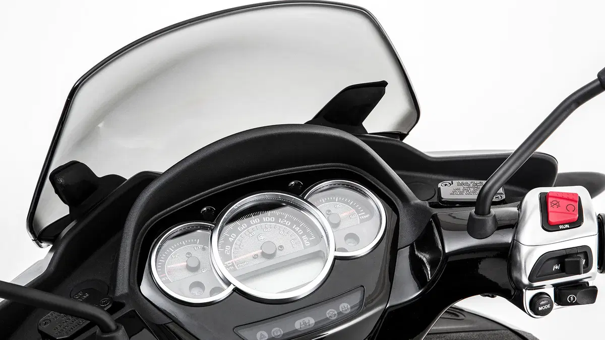 Piaggio MP3 Mp3 300 Yourban (2017 - 19) (4)