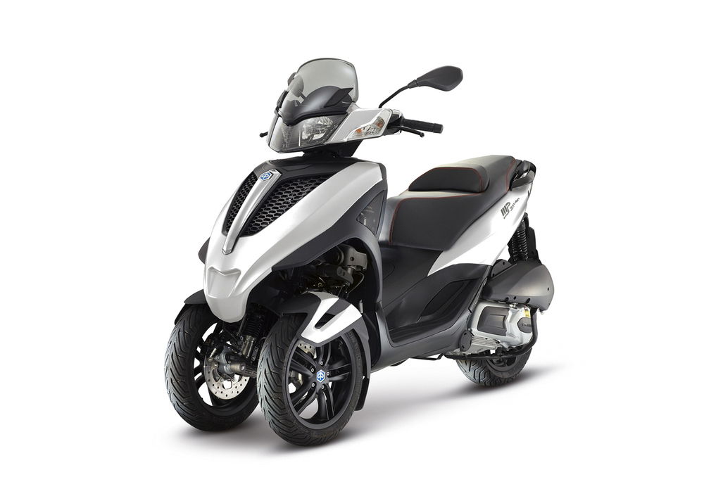 Piaggio Mp3 300 LT Yourban Sport (2017 - 19) (2)