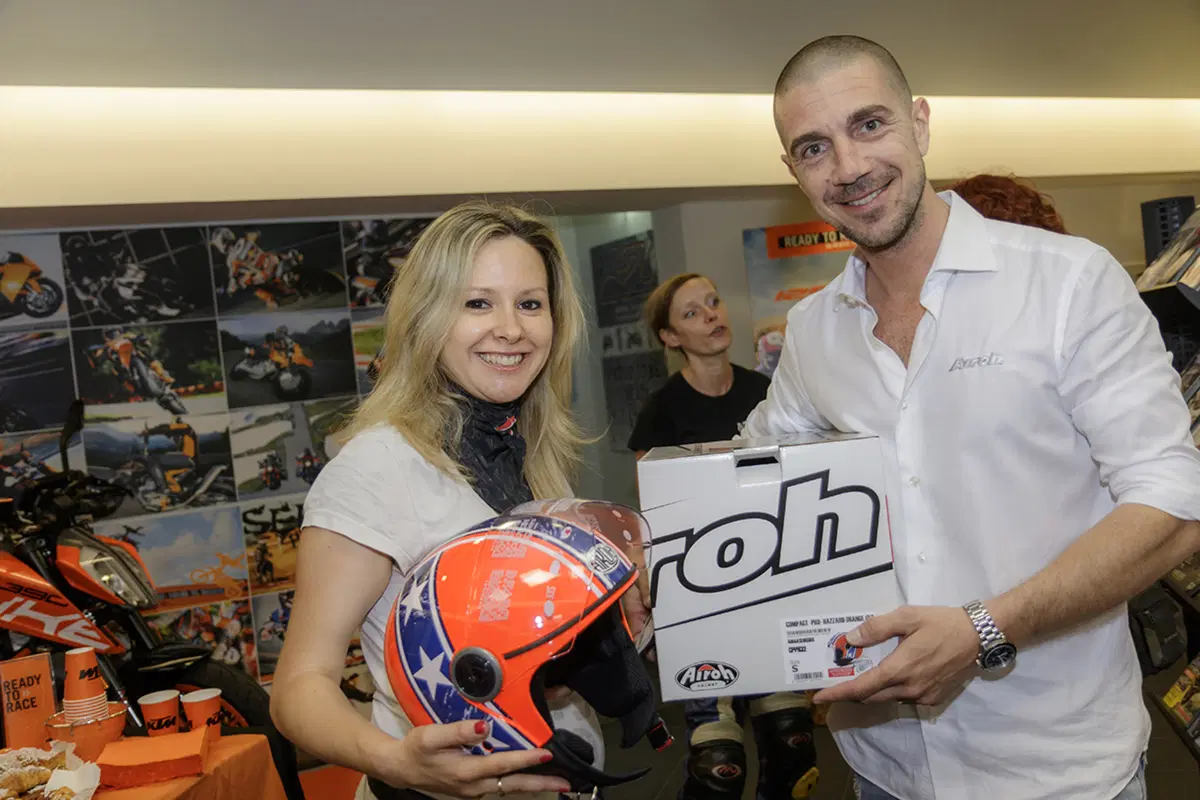Tester per un giorno sulla KTM Duke 390: la prova delle lettrici!  (4)