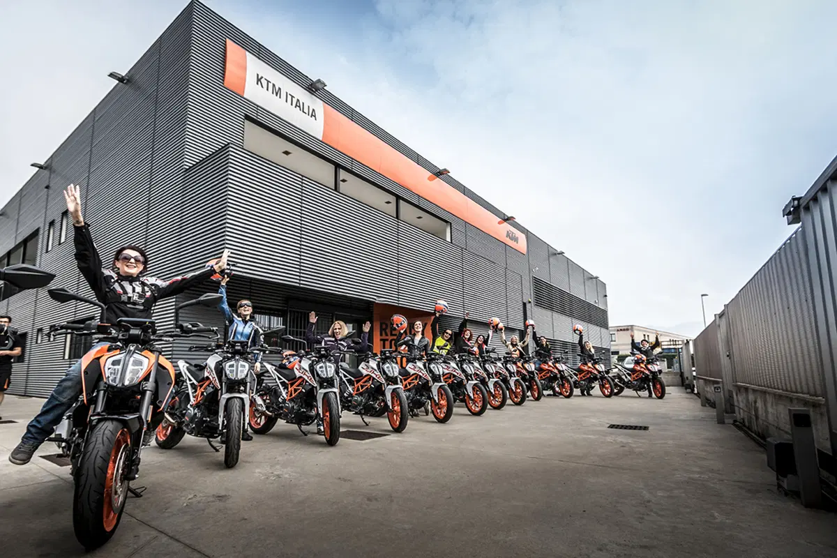 Tester per un giorno sulla KTM Duke 390: la prova delle lettrici!  (31)