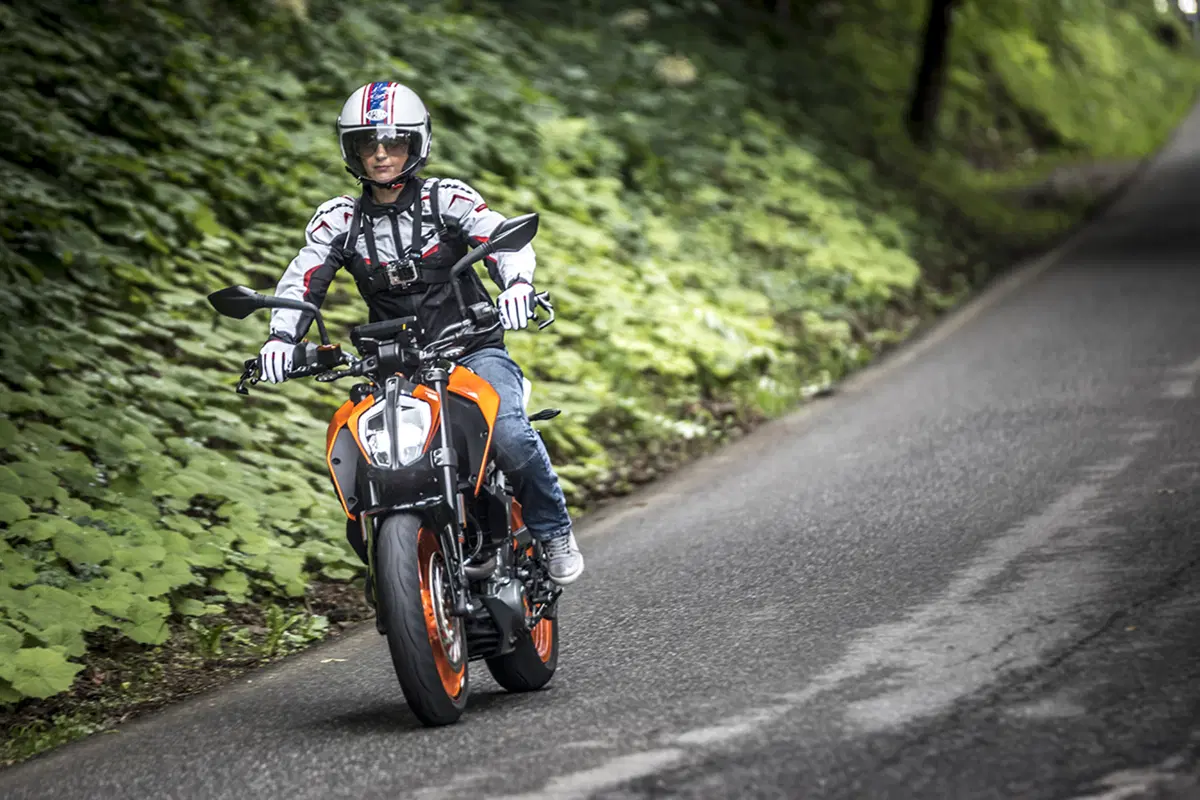 Tester per un giorno sulla KTM Duke 390: la prova delle lettrici!  (42)