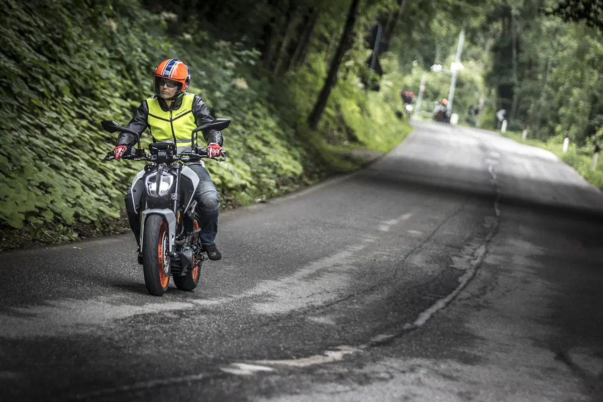 Tester per un giorno sulla KTM Duke 390: la prova delle lettrici!  (64)