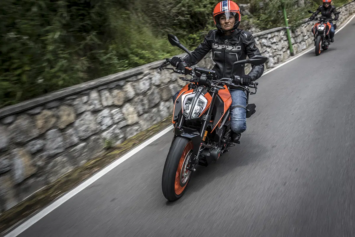 Tester per un giorno sulla KTM Duke 390: la prova delle lettrici!  (86)