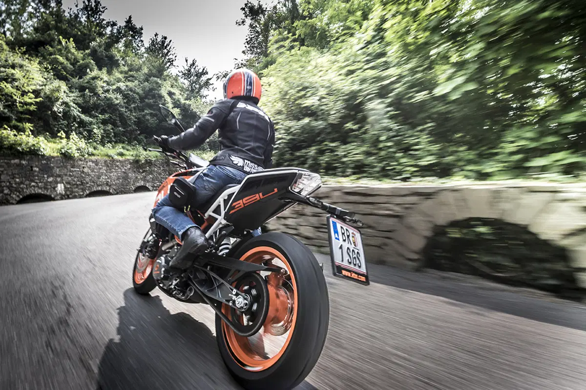 Tester per un giorno sulla KTM Duke 390: la prova delle lettrici!  (114)