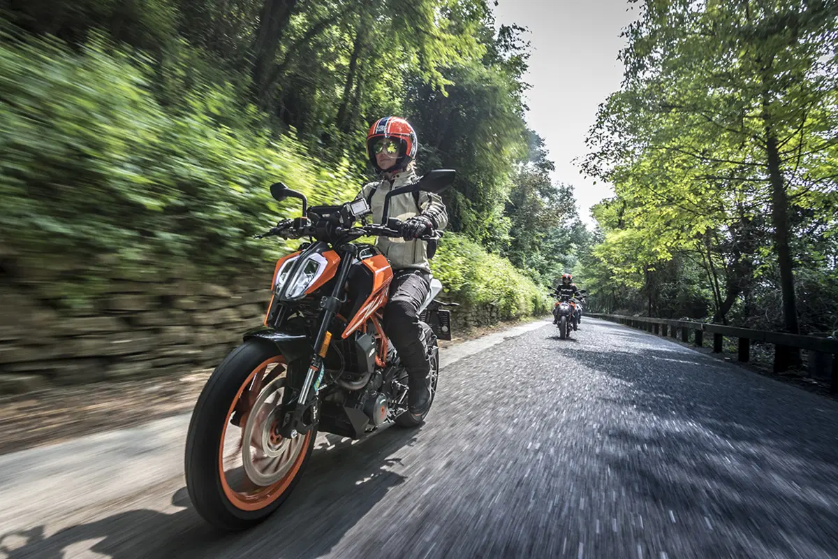 Tester per un giorno sulla KTM Duke 390: la prova delle lettrici!  (129)