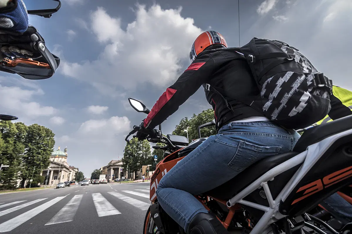 Tester per un giorno sulla KTM Duke 390: la prova delle lettrici!  (135)