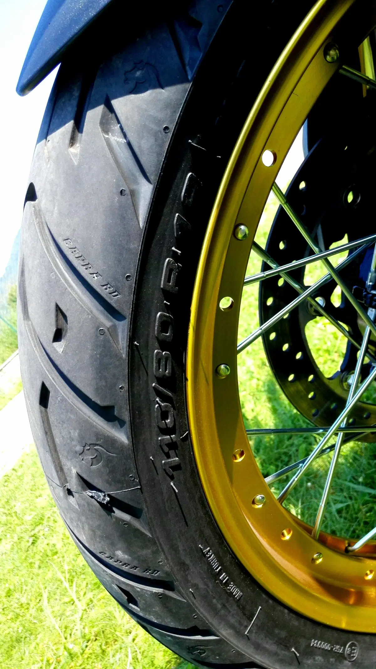 Anlas Capra RD e Capra X: le abbiamo provate su strada e in offroad (5)