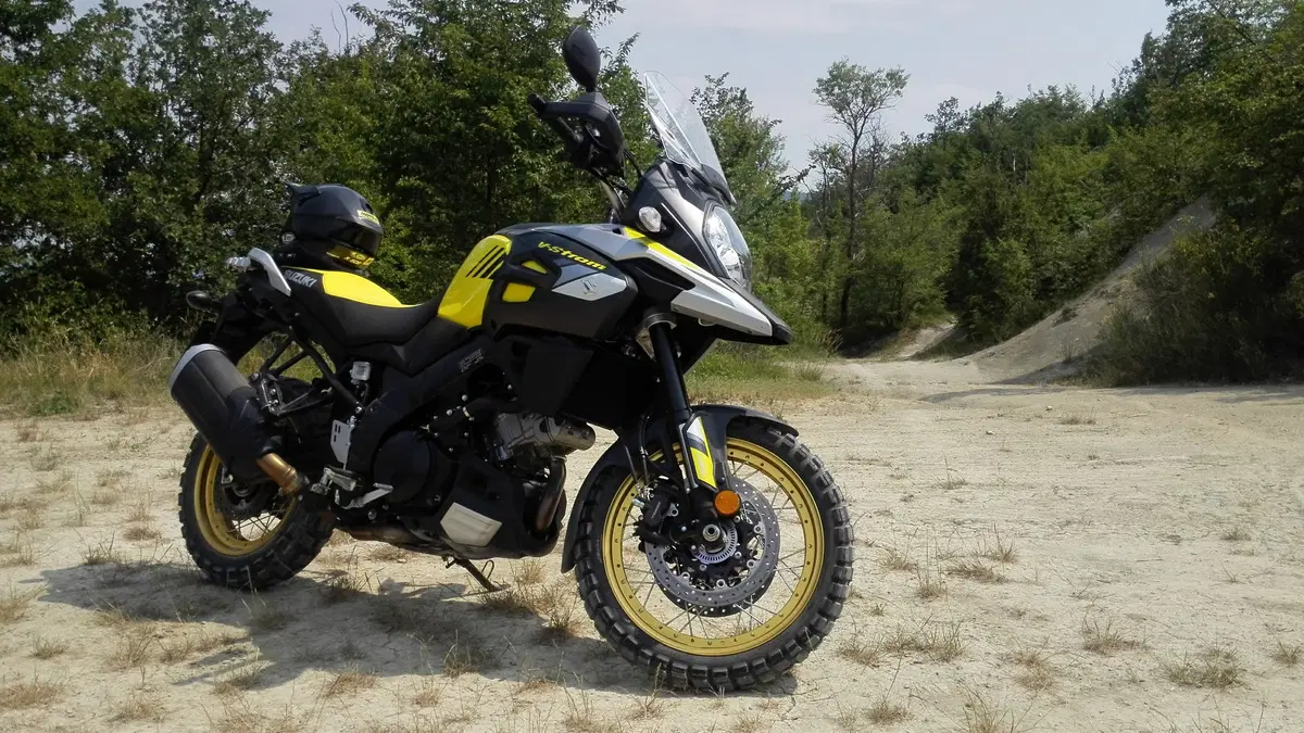 Anlas Capra RD e Capra X: le abbiamo provate su strada e in offroad (10)