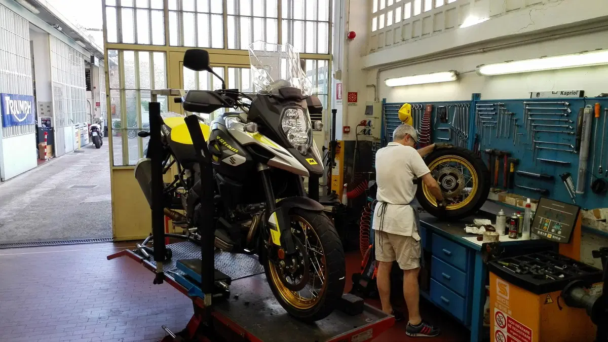 Anlas Capra RD e Capra X: le abbiamo provate su strada e in offroad (15)