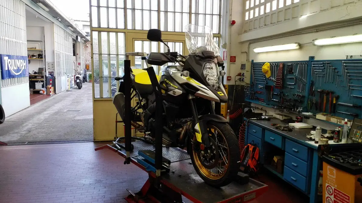 Anlas Capra RD e Capra X: le abbiamo provate su strada e in offroad (16)