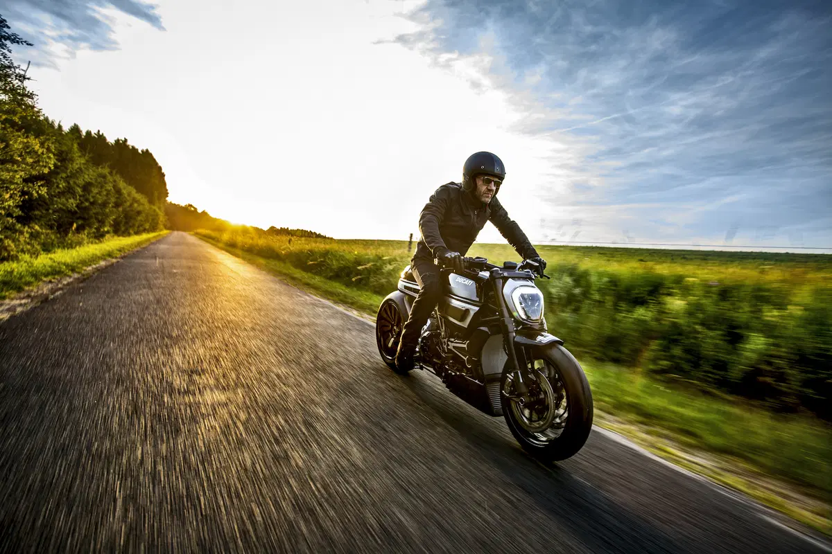Krugger Thiverval, special su base Ducati XDiavel 