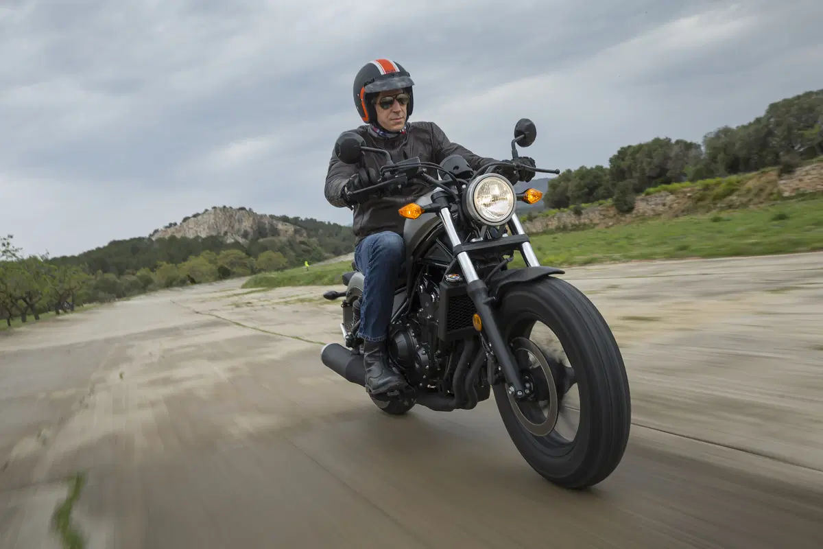 Honda CMX 500 Rebel. Bobber per cominciare (5)
