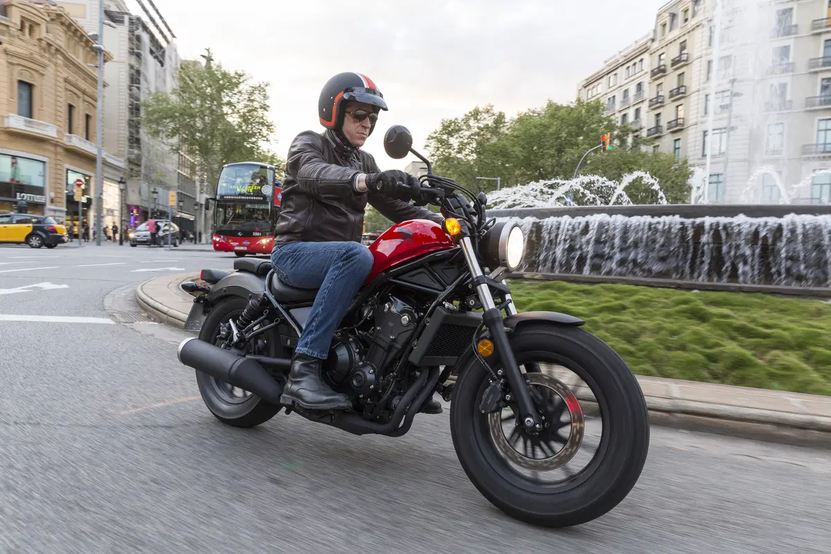 Honda CMX 500 Rebel. Bobber per cominciare (2)