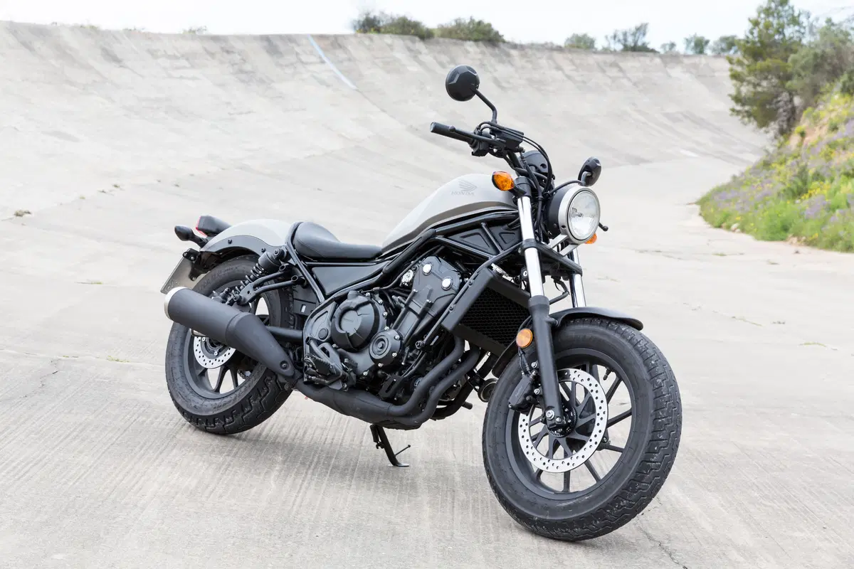 Honda CMX 500 Rebel. Bobber per cominciare (8)