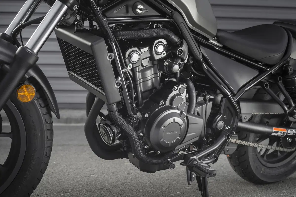 Honda CMX 500 Rebel. Bobber per cominciare (25)