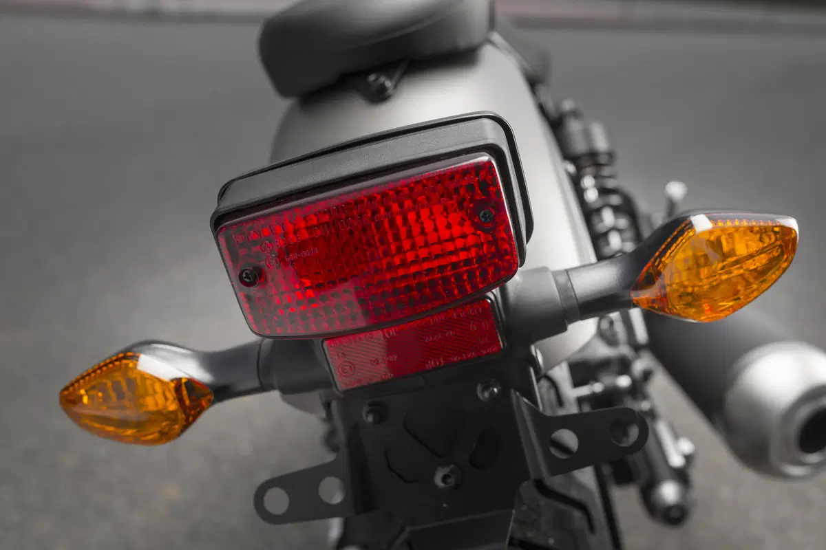 Honda CMX 500 Rebel. Bobber per cominciare (23)