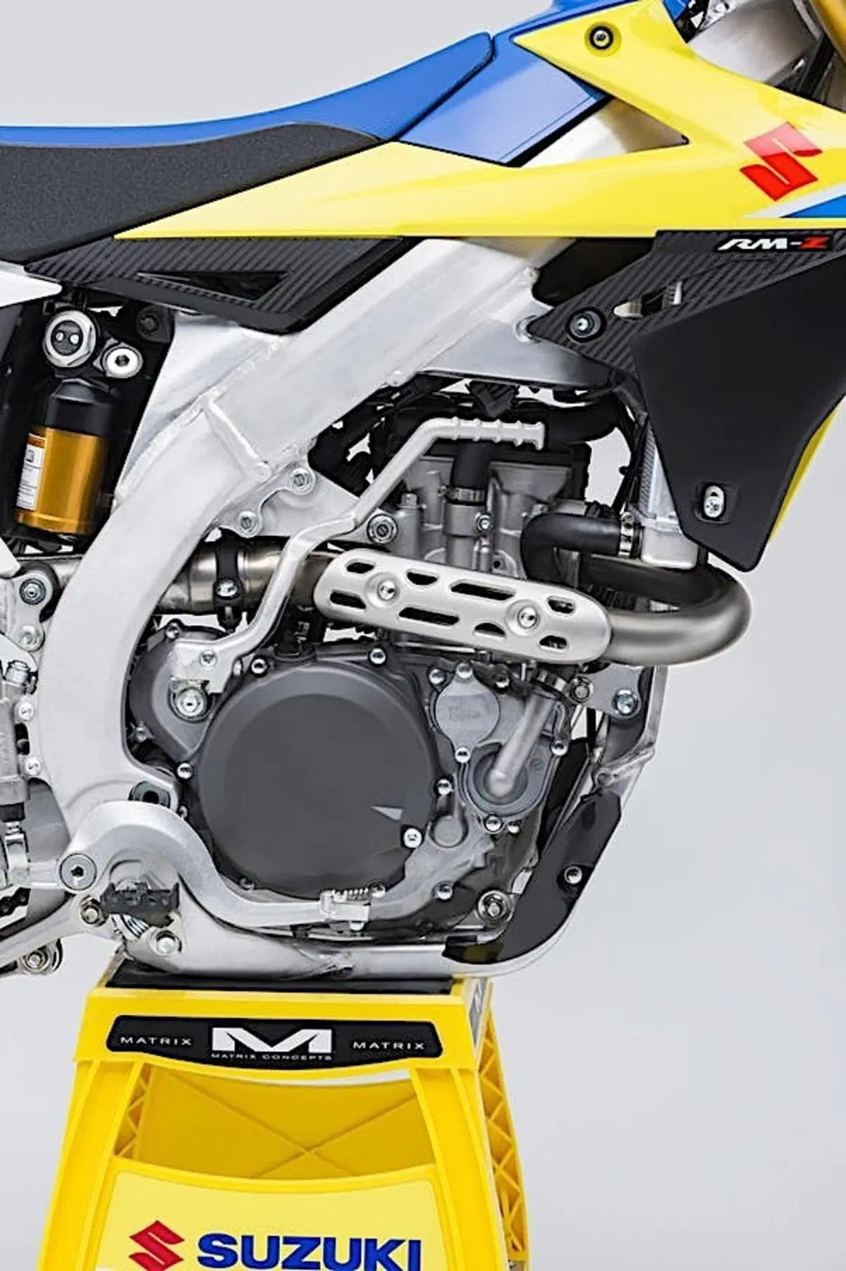 Suzuki RM-Z450 2018. Con Ricky Carmichael (6)